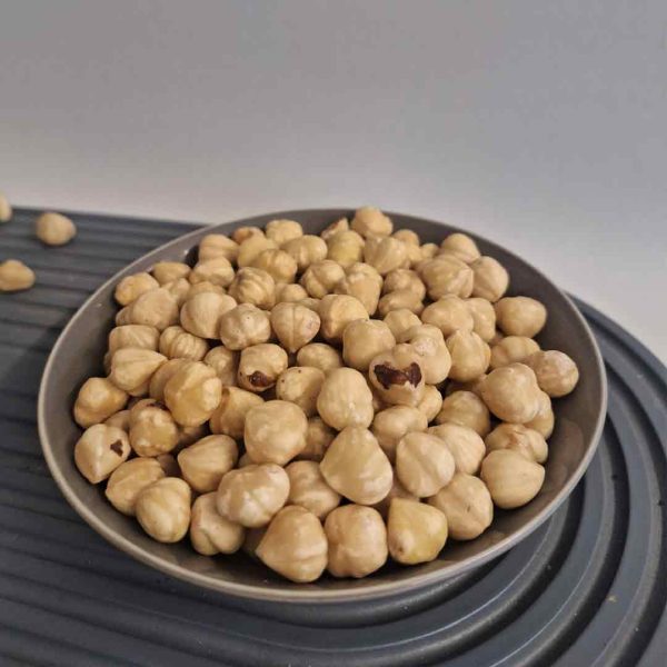 مغز فندق سفید خارجی