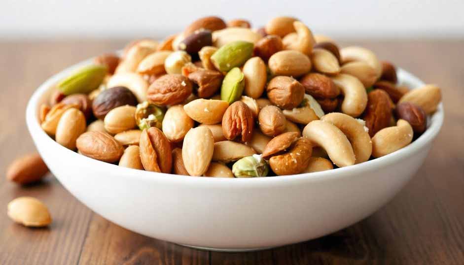 چگونه آجیلهای کهنه را تشخیص دهیم و از مصرف آنها اجتناب کنیم؟ 1 تشخیص آجیل های کهنه