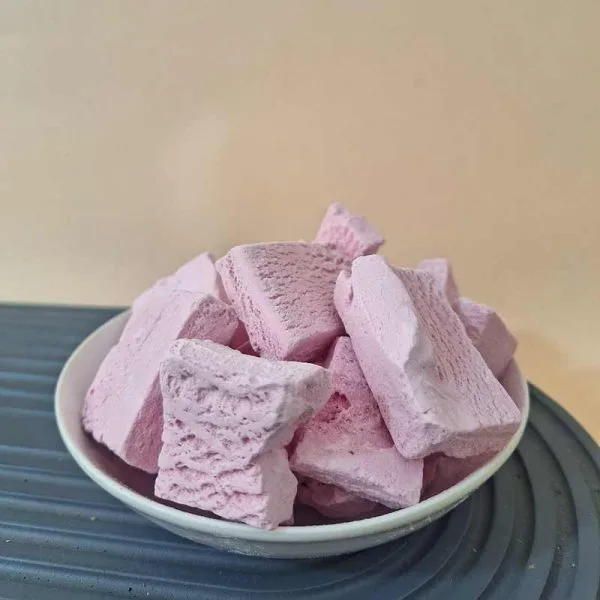 بستنی خشک توت فرنگی